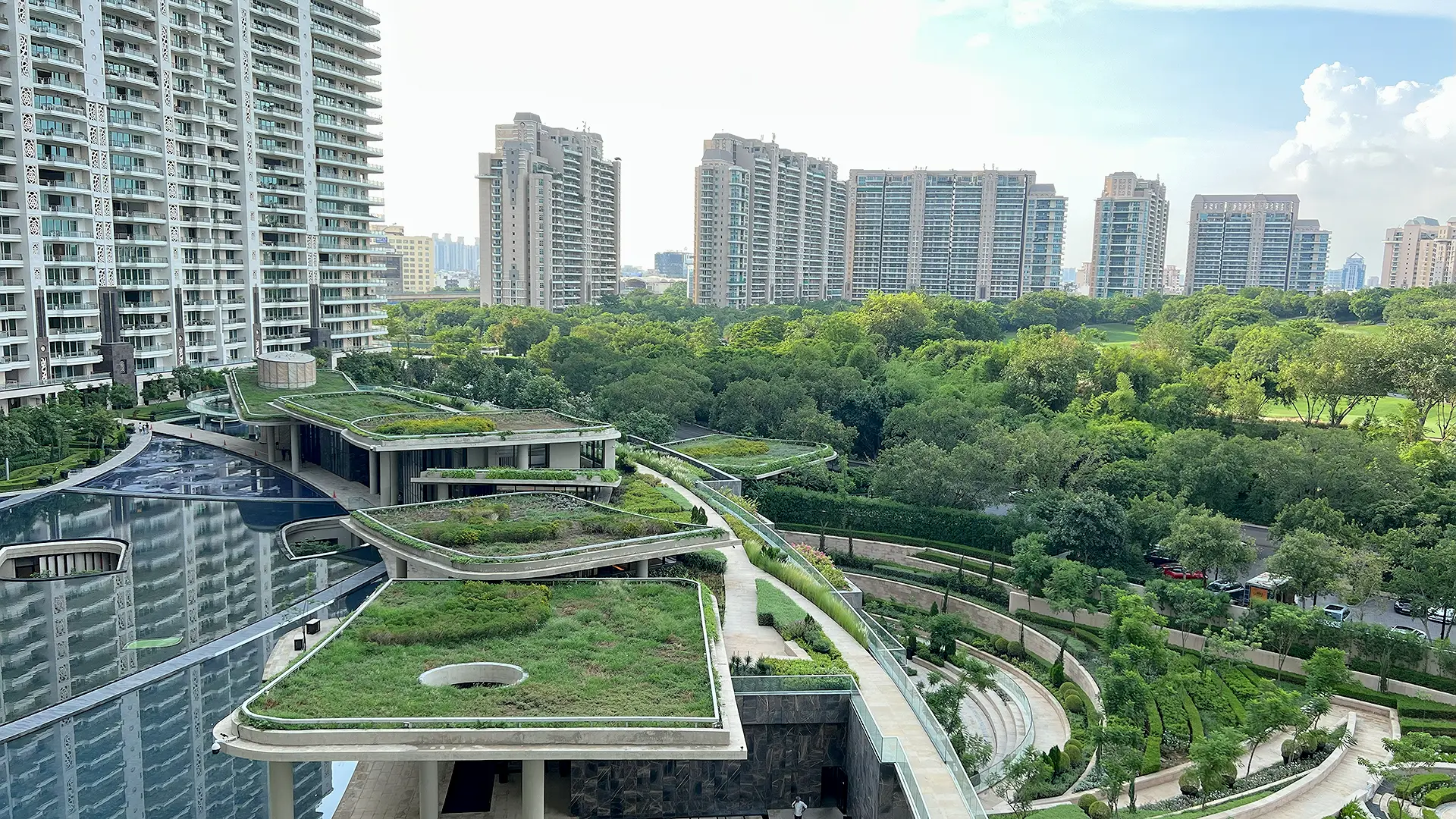 Why invest in DLF Camellias in 2023?